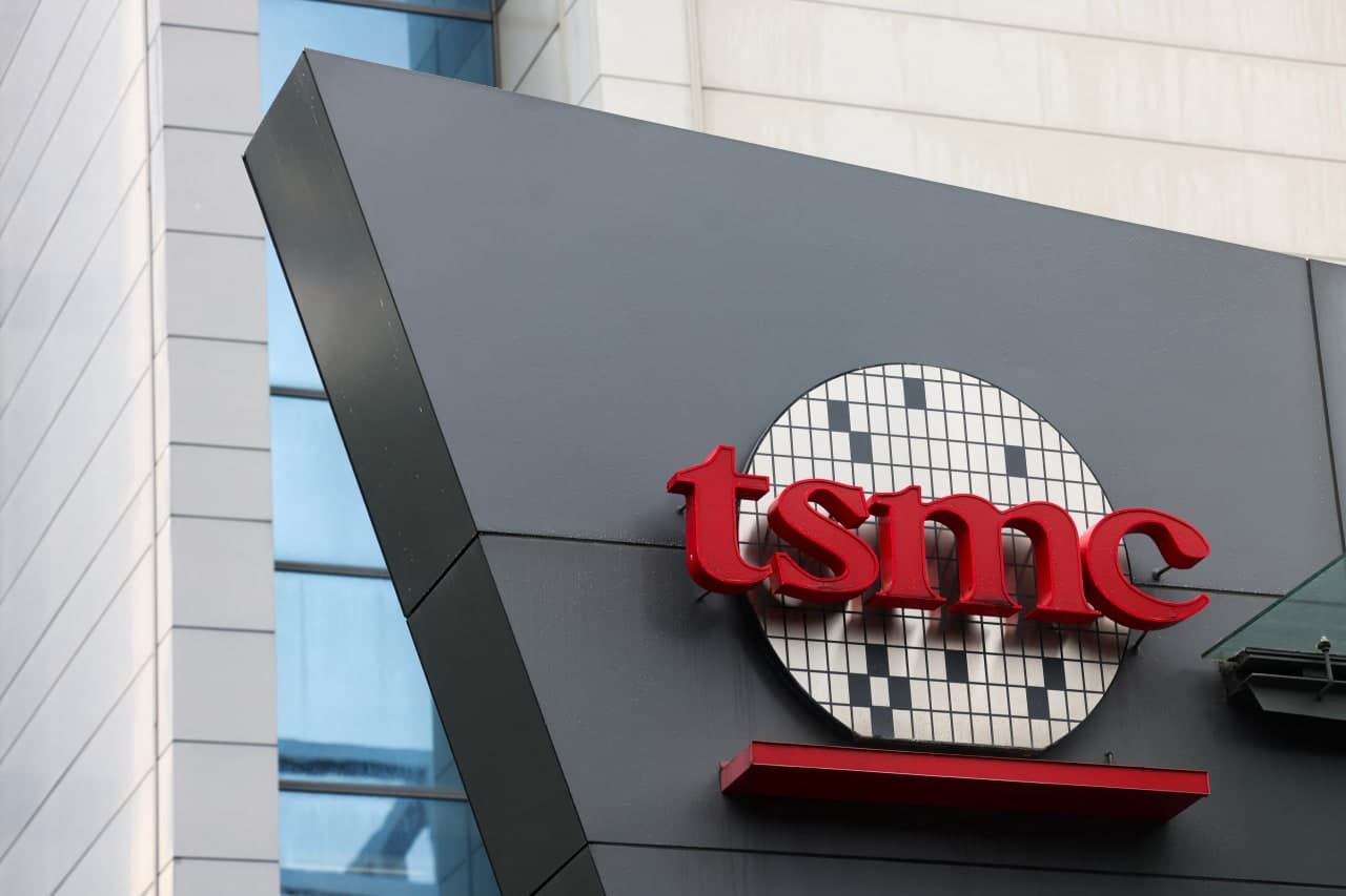 What analysts are watching with key semiconductor maker TSMC set to report results