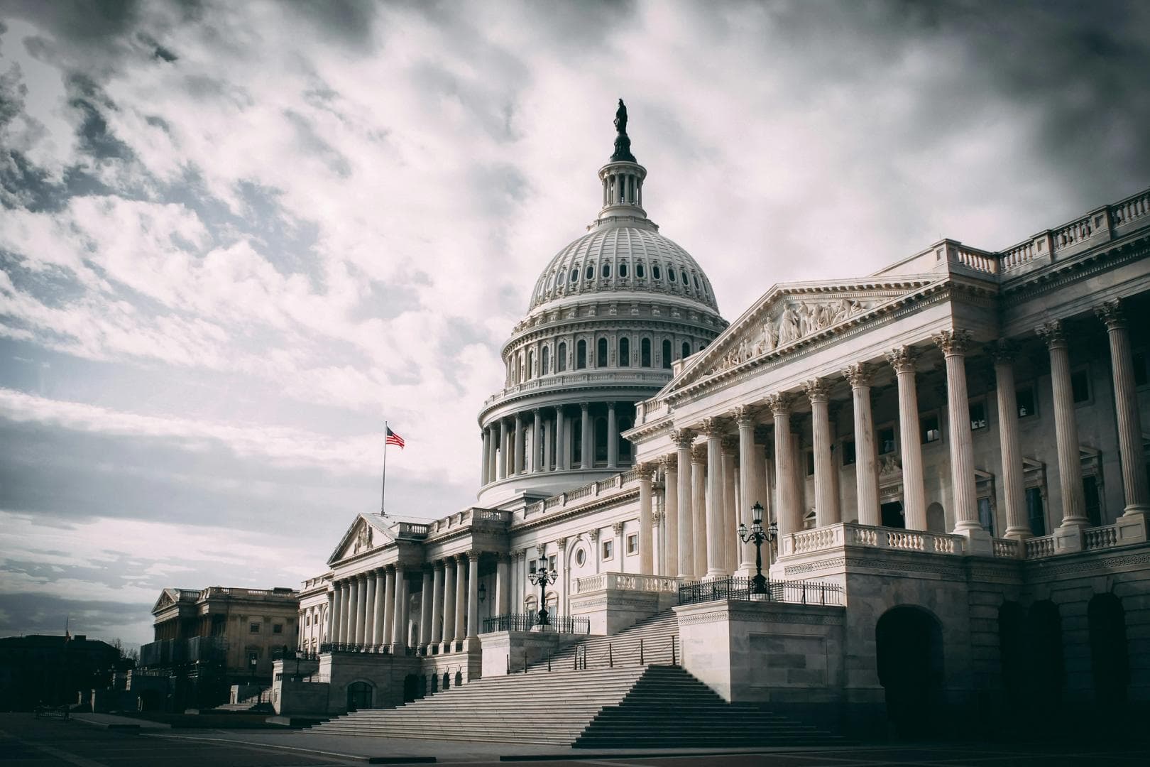 Clarity Act failure may hamper U.S. crypto as industry seeks legal clarity elsewhere