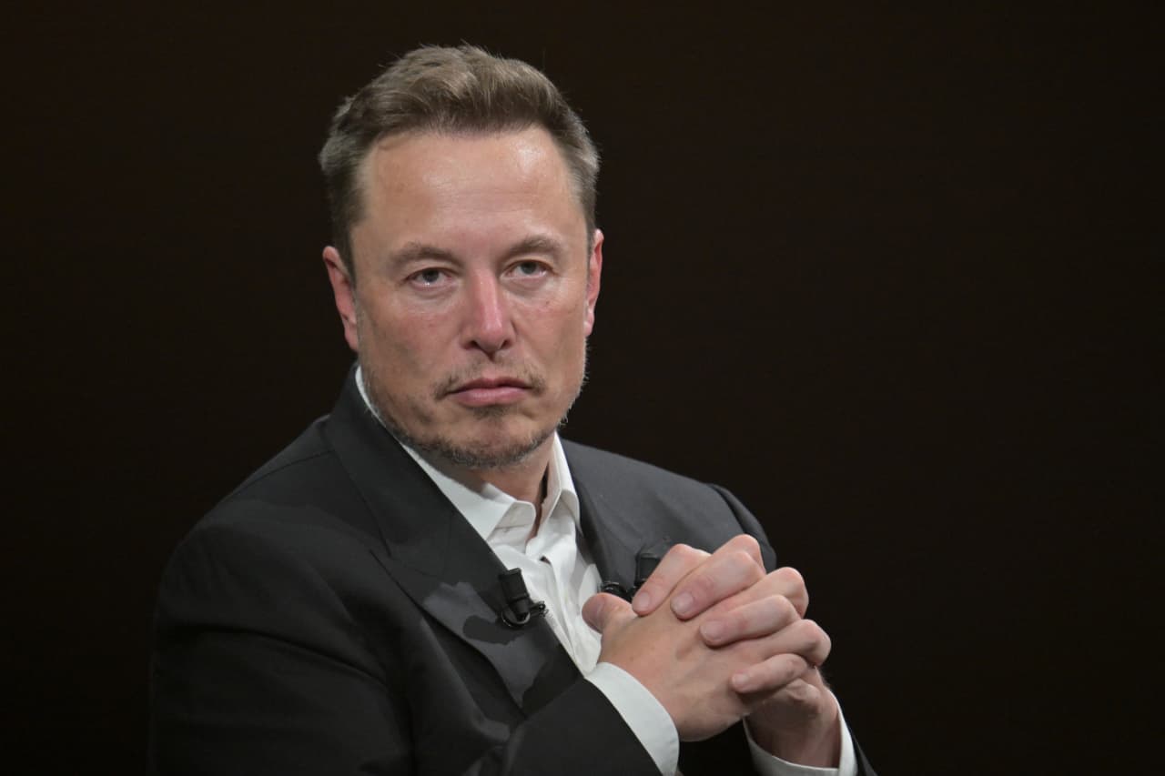 Why Elon Musk, Anthropic and other AI titans are giving away shares