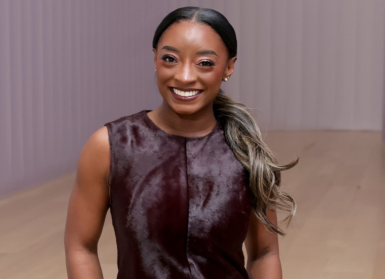 Simone Biles and Jonathan Owens list a $1.2 million Texas home near Houston