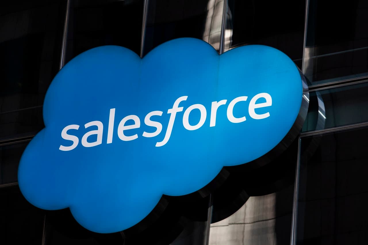These stocks could be the future winners — and losers — of a massive shift in IT spending