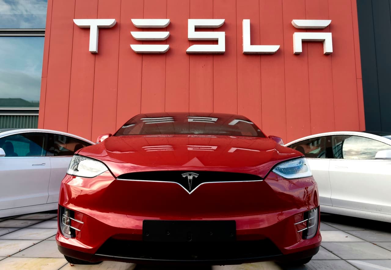 Tesla’s EV sales beat Wall Street’s expectations again, and the stock jumps