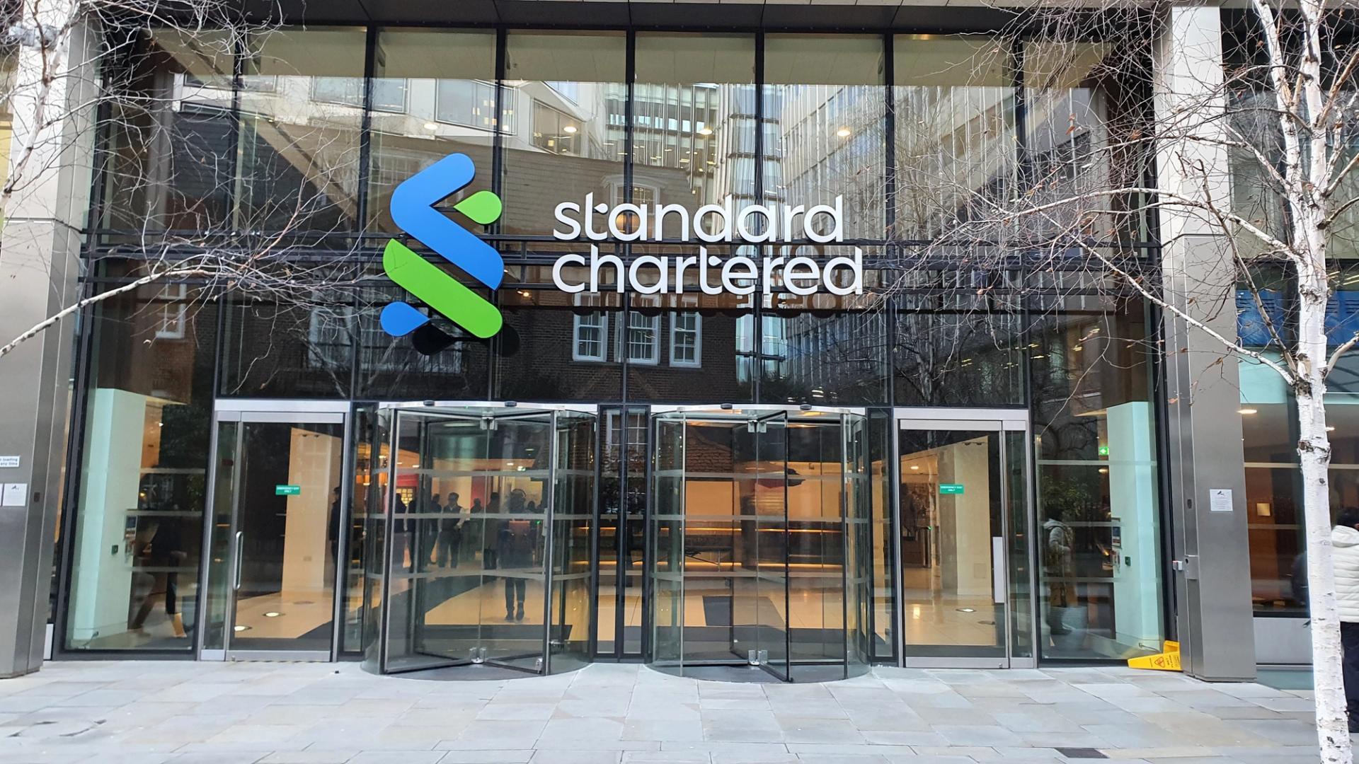 Standard Chartered predicts Arbitrum's ARB to rise 70-fold to $10, citing Robinhood Chain revenue