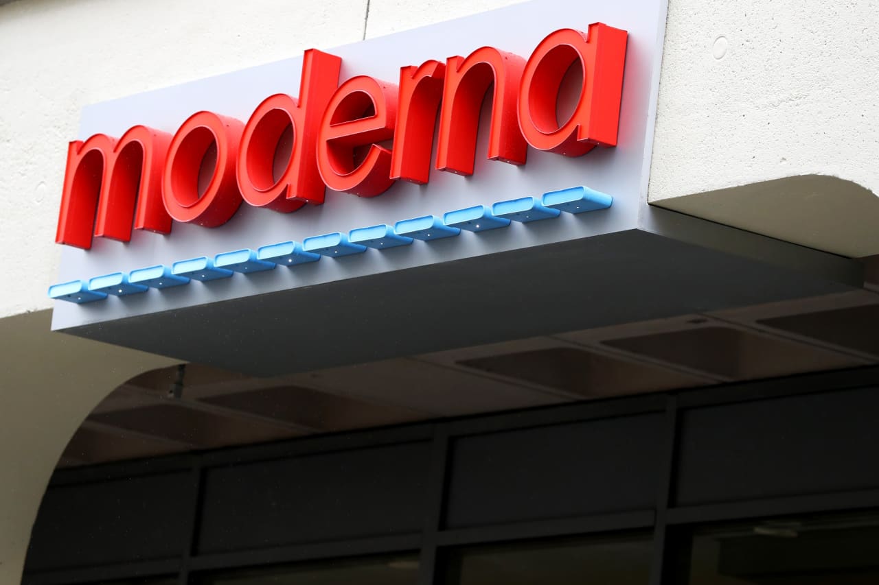 The excitement around Moderna’s cancer vaccine is cooling. Here’s why.