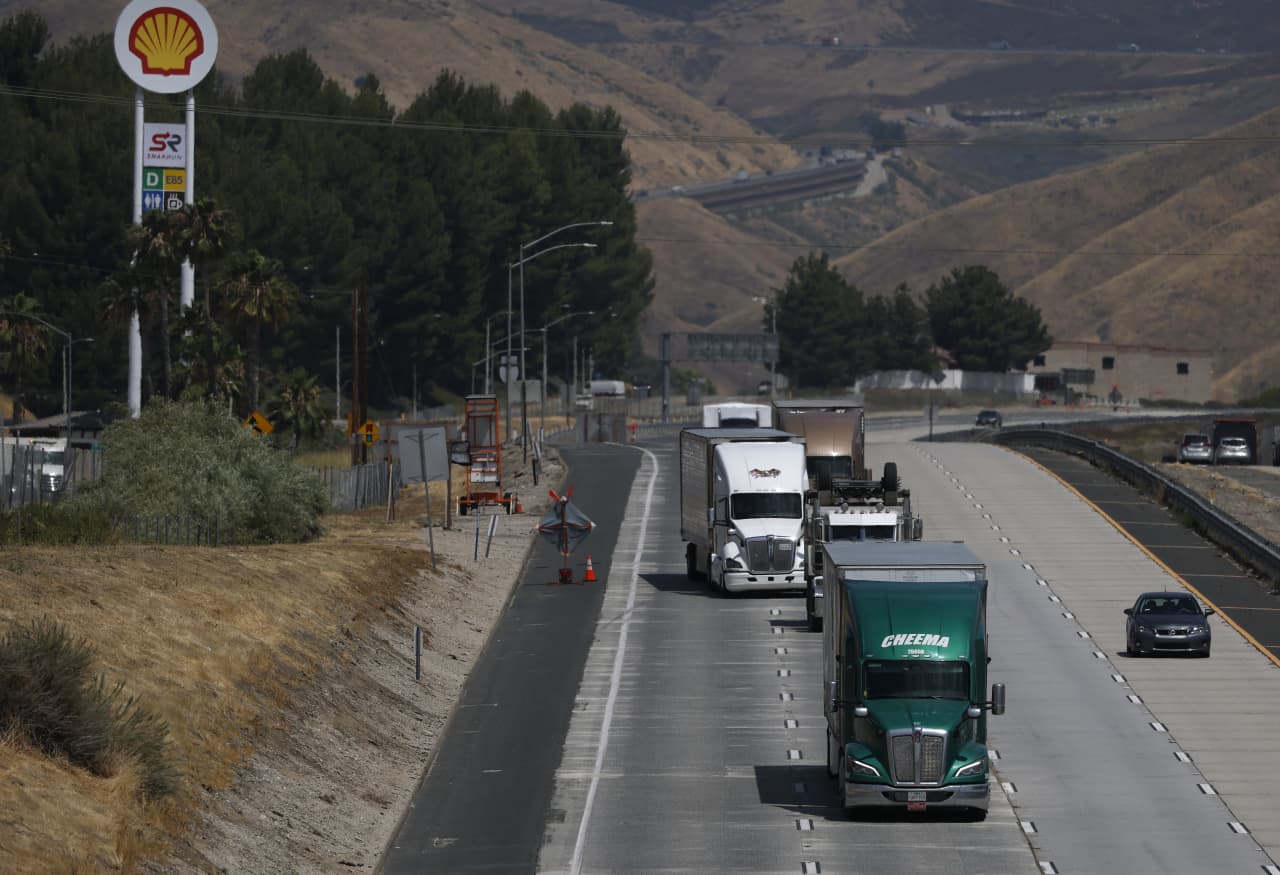 The U.S. economy is defying gravity. Here’s all the good news.