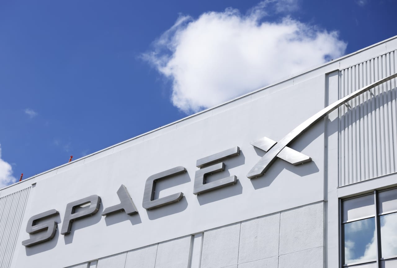 SpaceX’s stock could actually be a bargain, according to this metric
