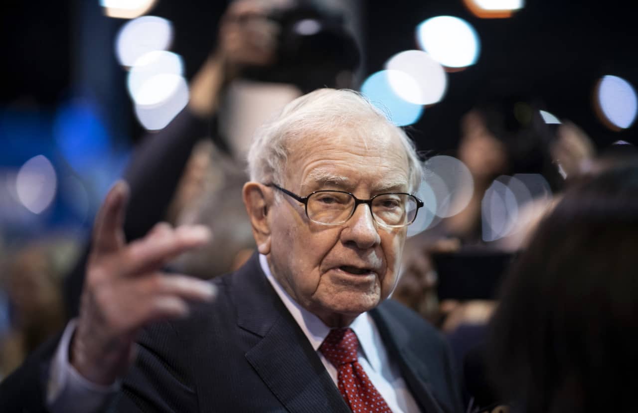 As Warren Buffett’s reign ends, fans should sell Berkshire — and buy these stocks instead