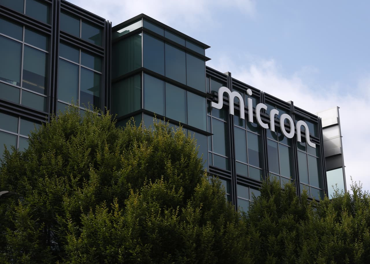 These 4 stocks could benefit most from a $3.2 trillion semiconductor opportunity