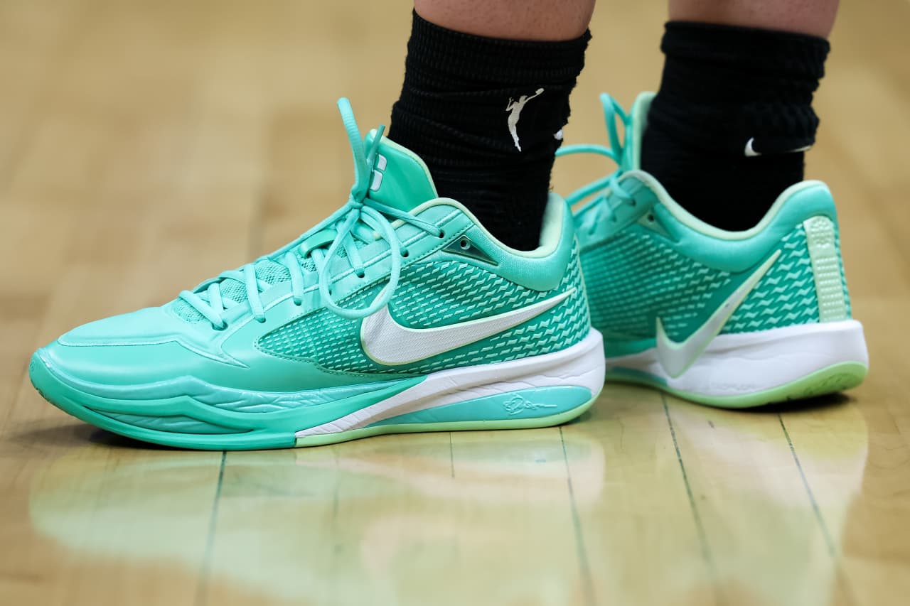 Nike’s troubles are mounting, and sales could fall further