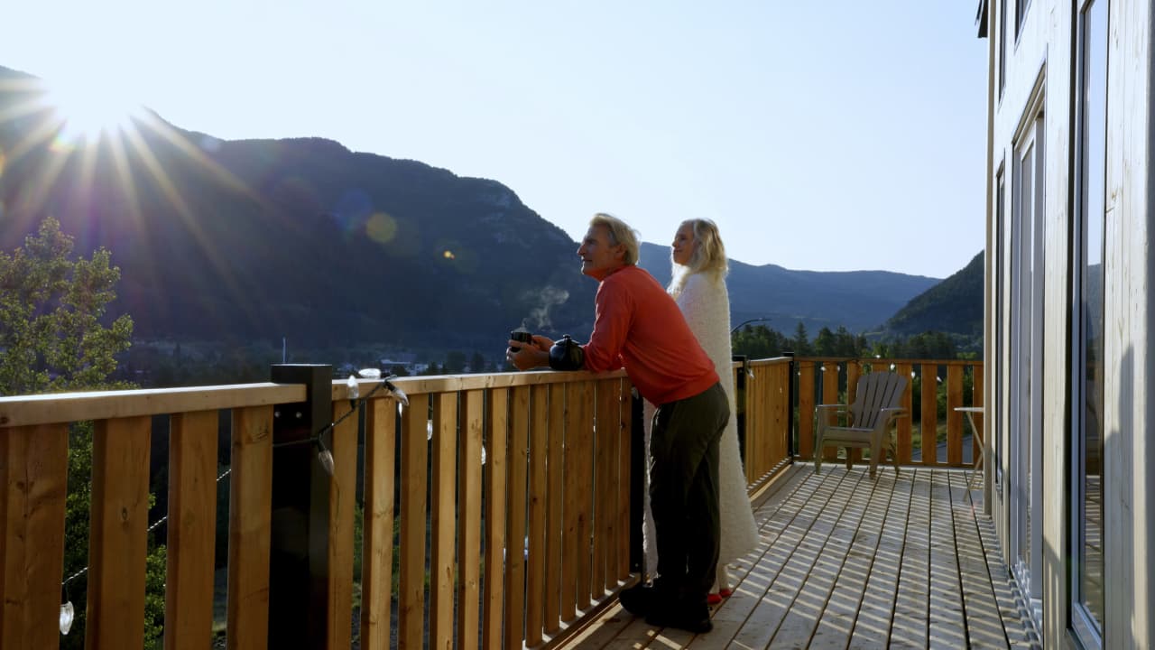 Retiring abroad? Don’t cut these financial ties to the U.S.